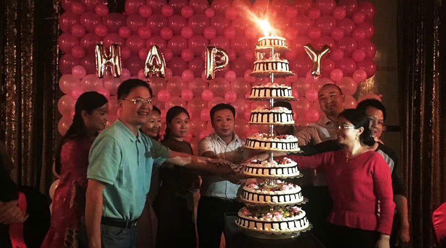 一路有你，盡顯方成雄風(fēng)，攜手共進(jìn)，再創(chuàng)輝煌